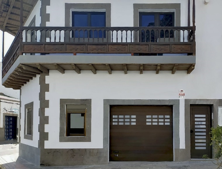 Puertas de garaje seccional ALUMINEX®